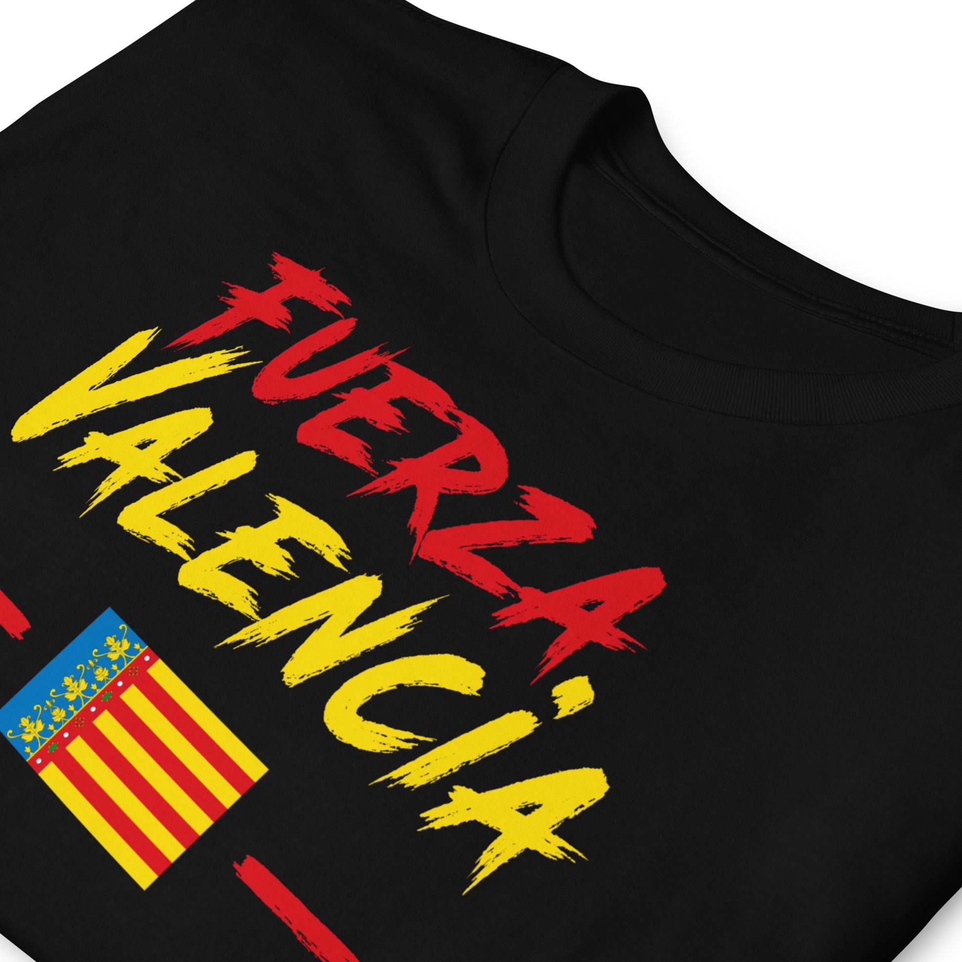 detalle de camiseta fuerza valencia en color negro