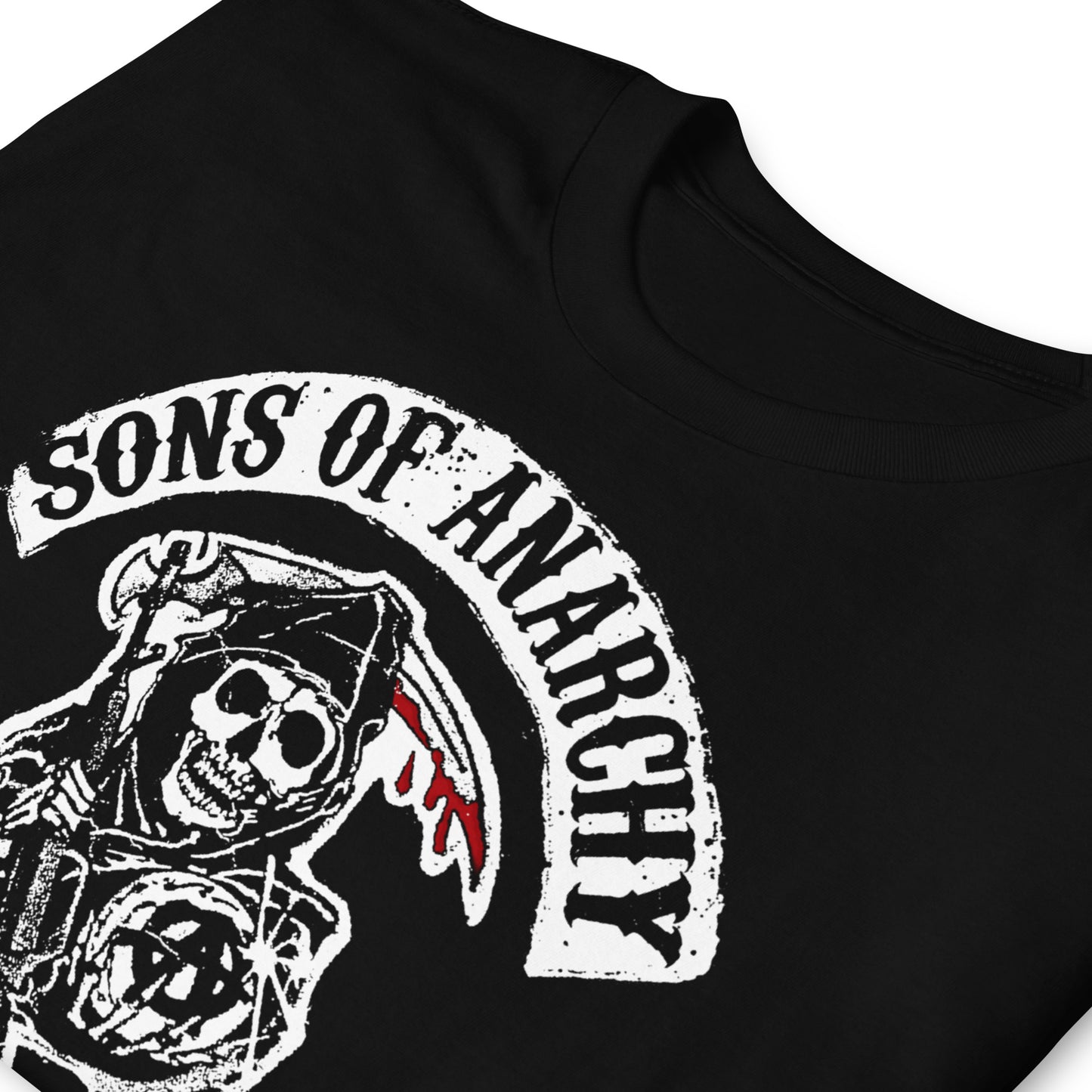 detalle de camiseta de sons of anarchy en color negro