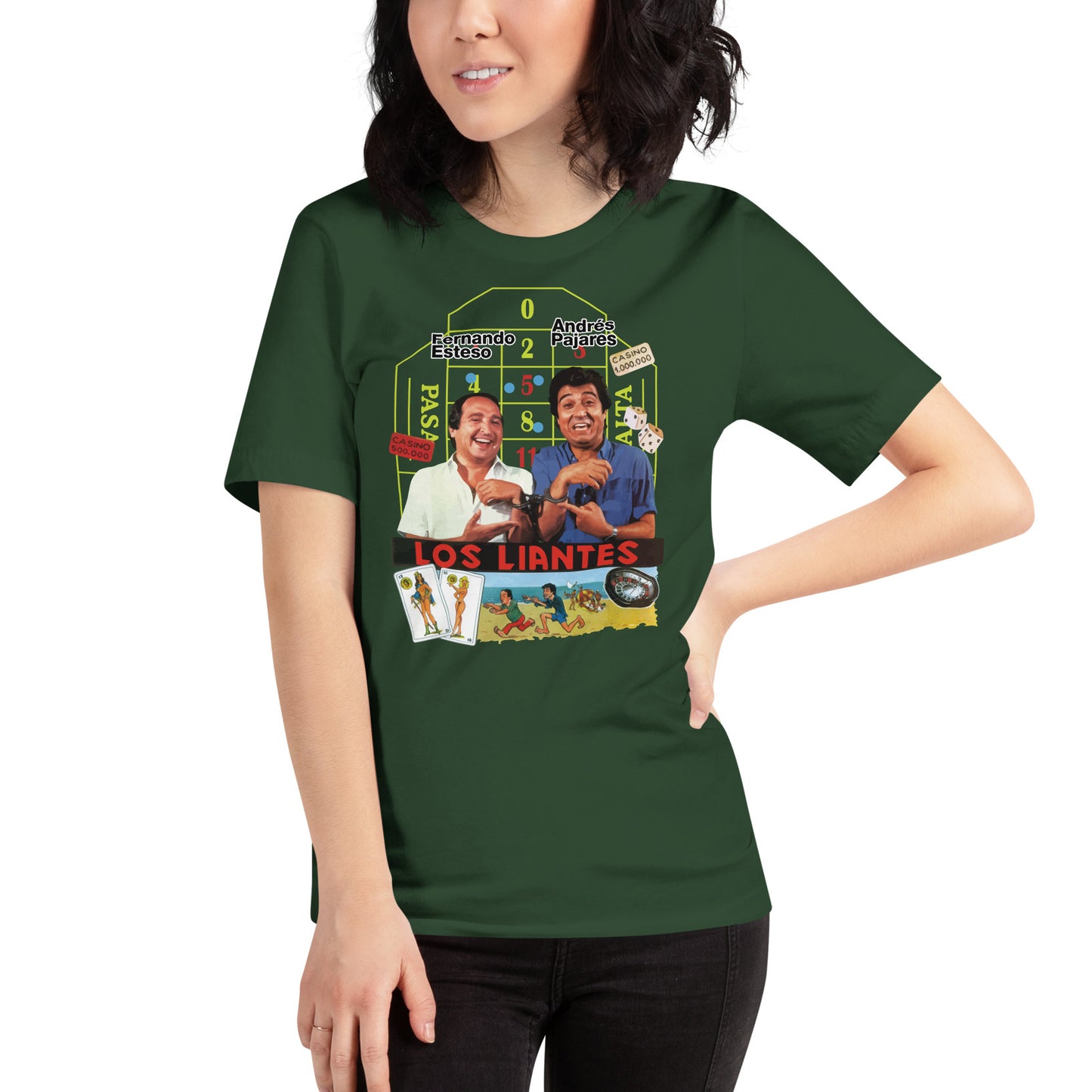 mujer con camiseta los liantes andres pajares fernando esteso en color verde botella