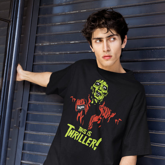 hombre con camiseta zombie thriller michael jackson negra