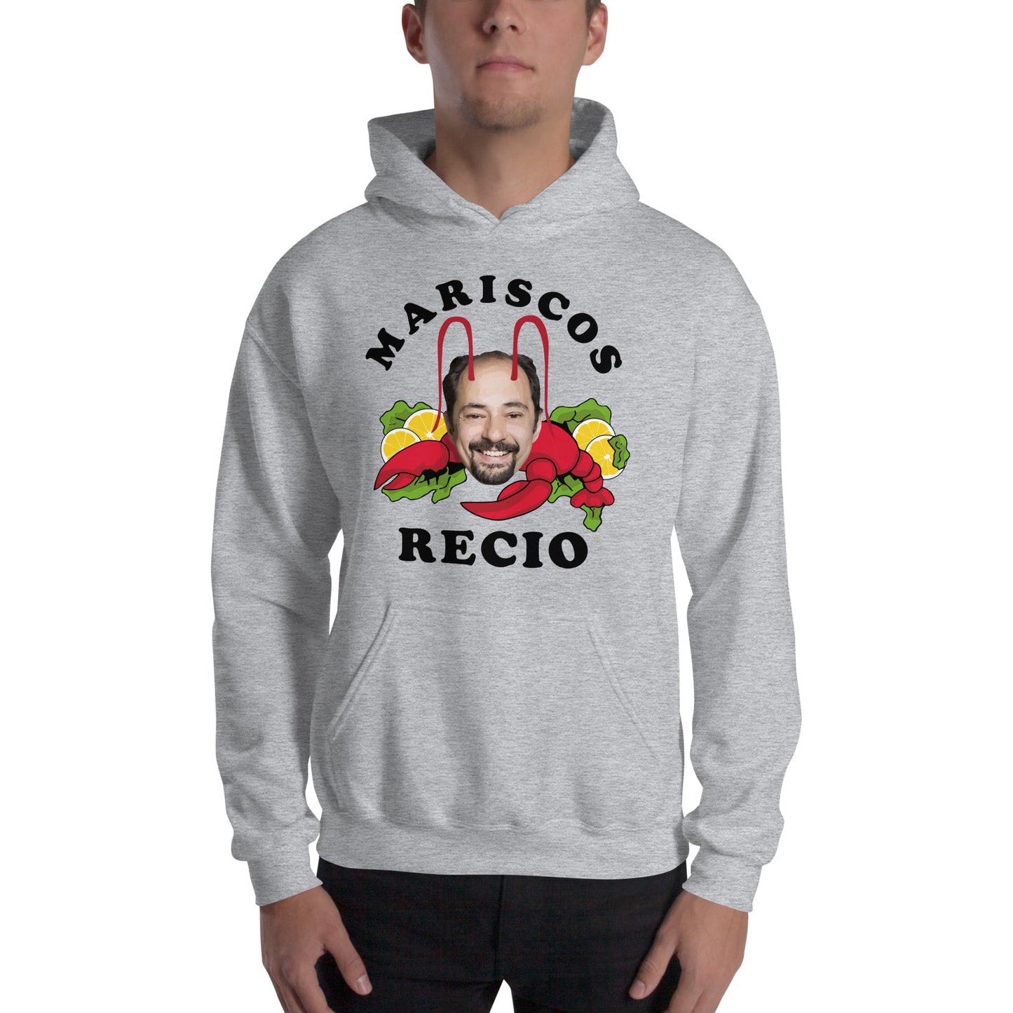 hombre con sudadera con capucha de mariscos recio de la que se avecina en color gris