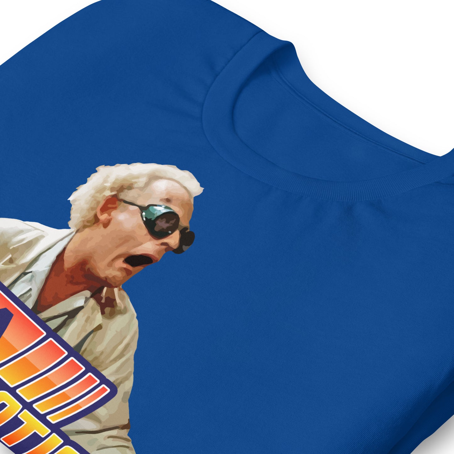 detalle de camiseta 1 21 gigovatios gigavatios regreso al futuro en color azul royal