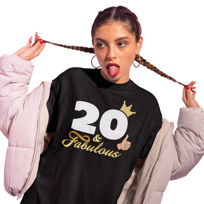 mujer con camiseta 20 and fabulous regalo cumpleanos negra