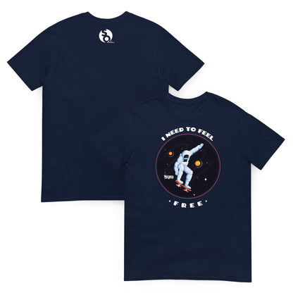 camiseta skate astronauta feel free delante y detras azul marino