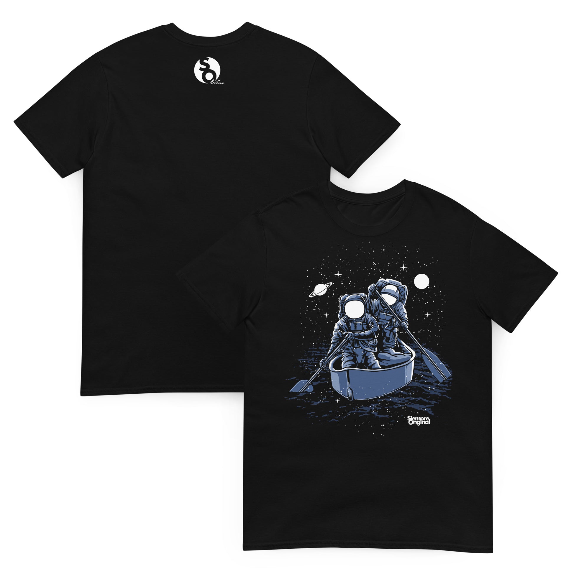 camiseta astronautas en el espacio delante y detras negra