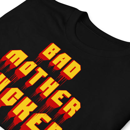 detalle de camiseta bad mother fucker pulp fiction negra