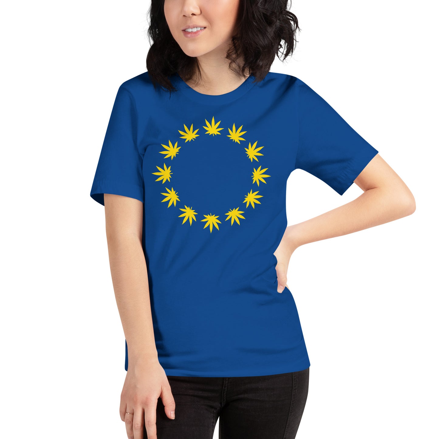 mujer con camiseta bandera europea marihuana azul royal