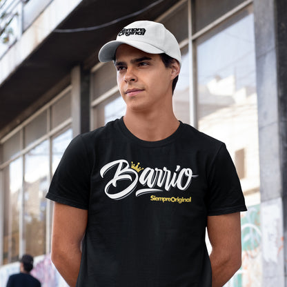hombre con camiseta barrio urbano negra