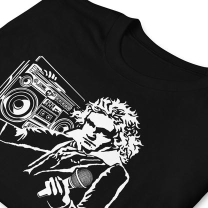 detalle de camiseta beethoven hip hop negra