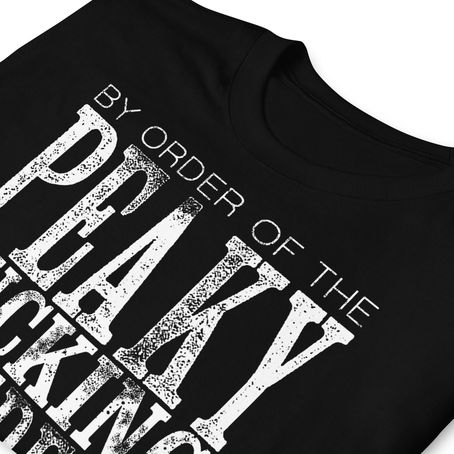 detalle de camiseta by order of the peaky fucking blinders negra