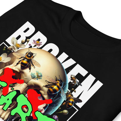 detalle de camiseta skull broken heart negra