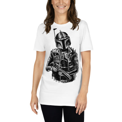 mujer con camiseta boba fett punk star wars blanca