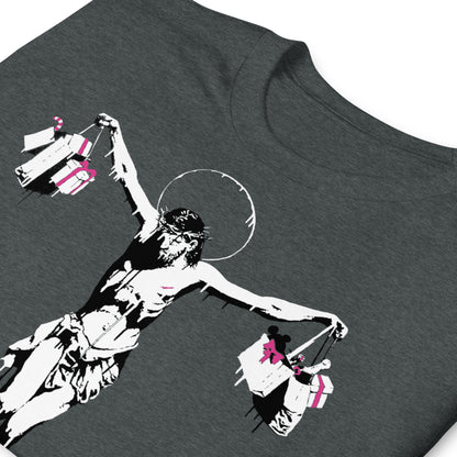 detalle de camiseta christ with shopping bags banksy gris oscuro