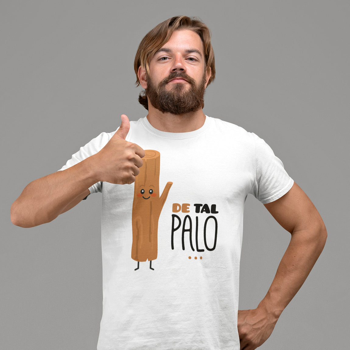 hombre con camiseta de tal palo en color blanco