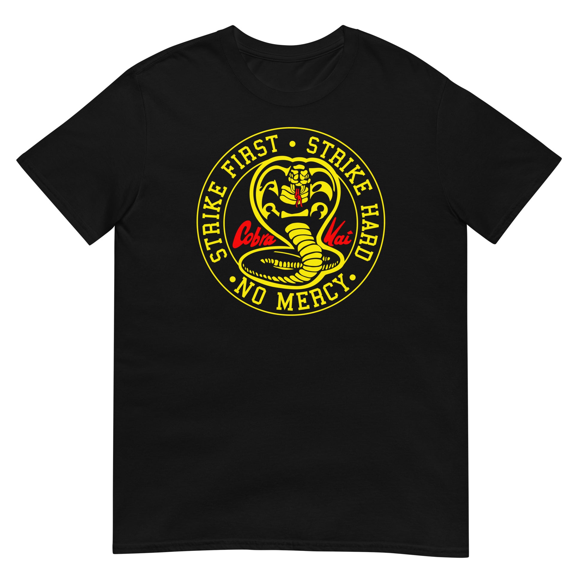 camiseta cobra kai strike first no mercy negra