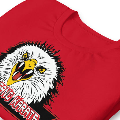 detalle de camiseta colmillo de aguila eagle fang karate roja