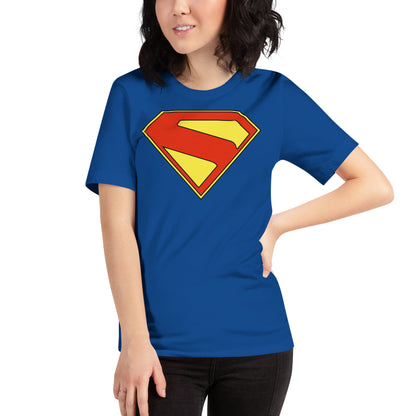 mujer con camiseta superman 2025 gunn corenswet el hombre de acero en color azul royal