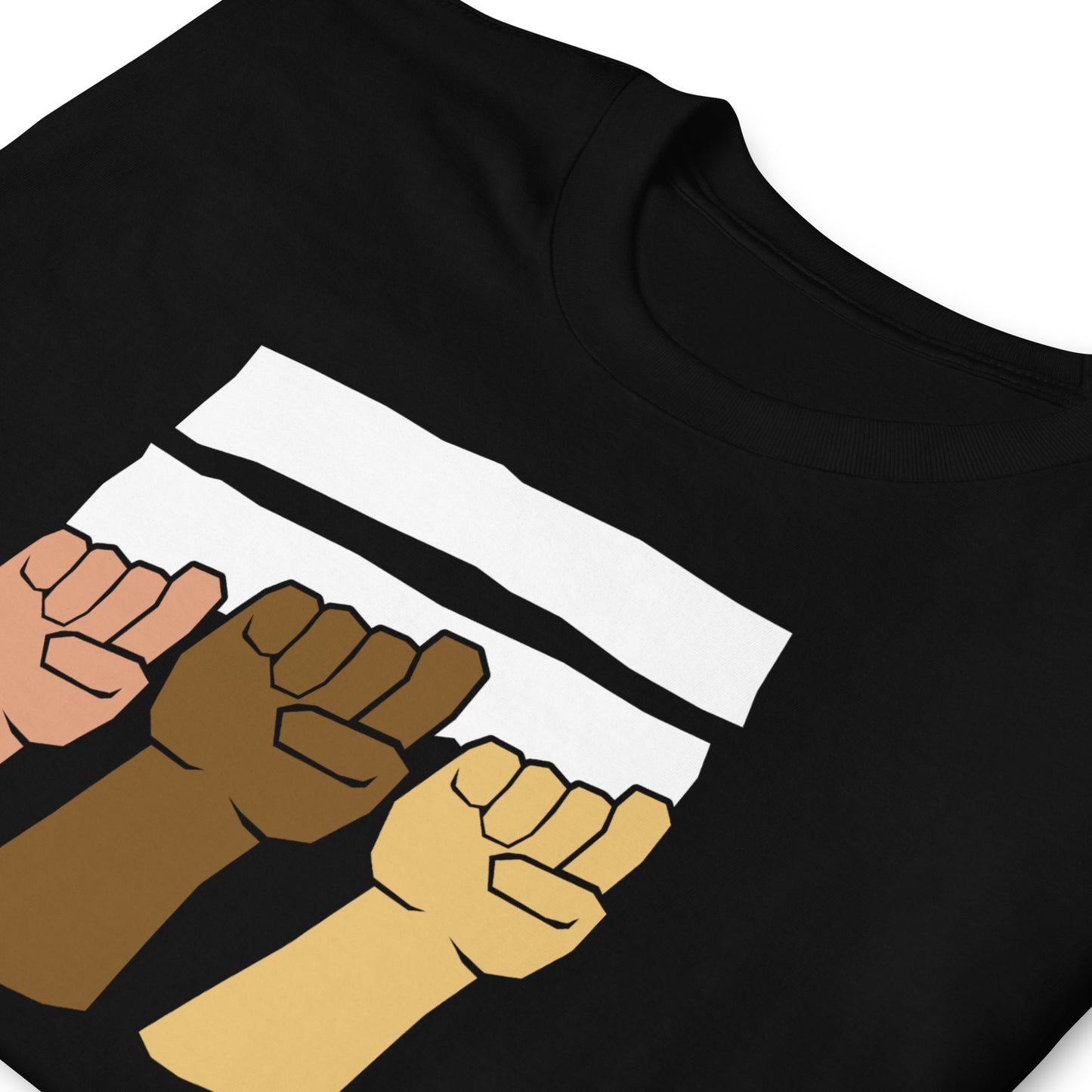 detalle de camiset equality for everyone igualdad negra
