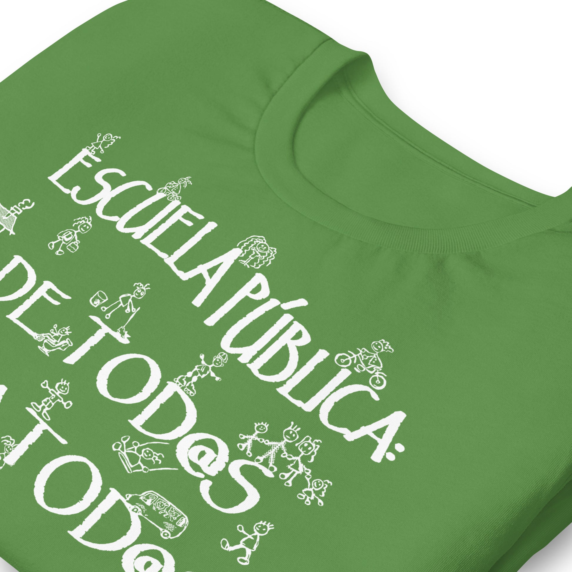 detalle de camiseta escuela publica educacion publica marea verde