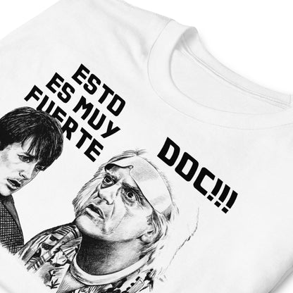 detalle de camiseta esto es muy fuerte doc marty mcfly regreso al futuro en color blanco