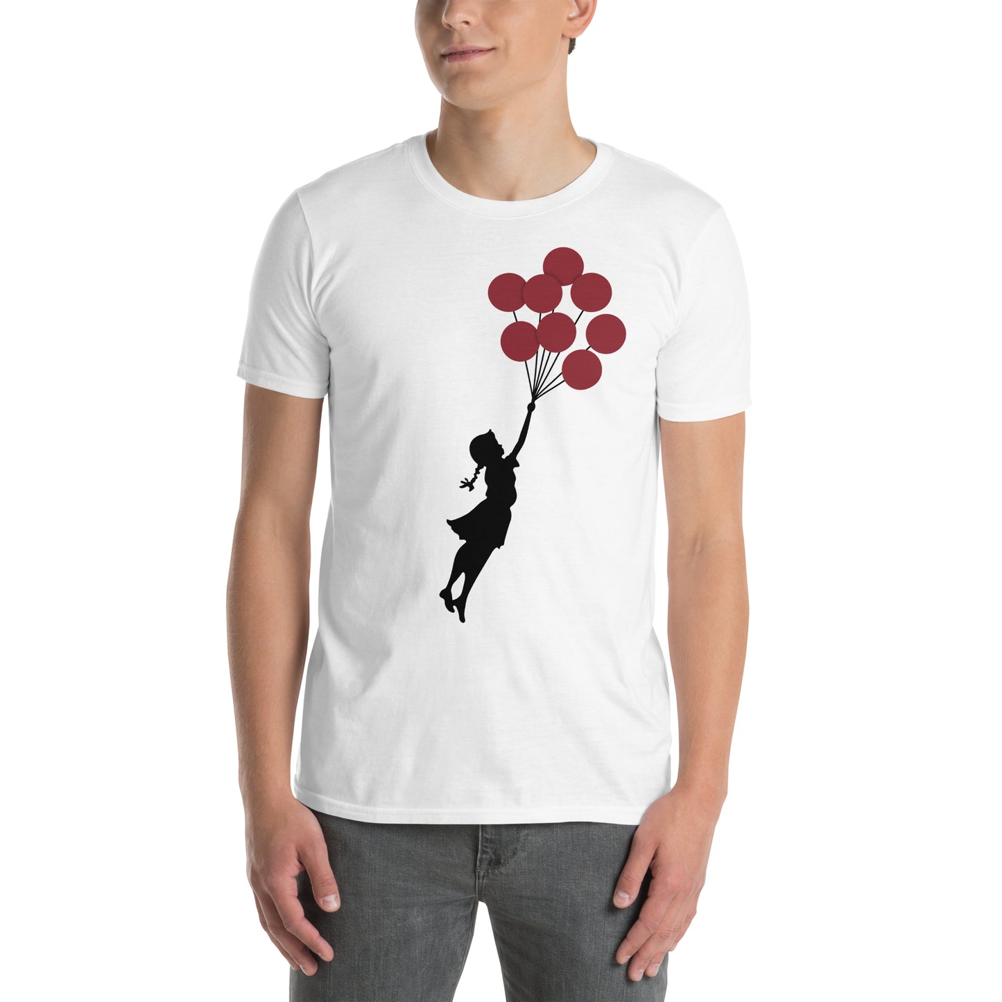 hombre con camiseta flying balloon girl banksy arte urbano blanca