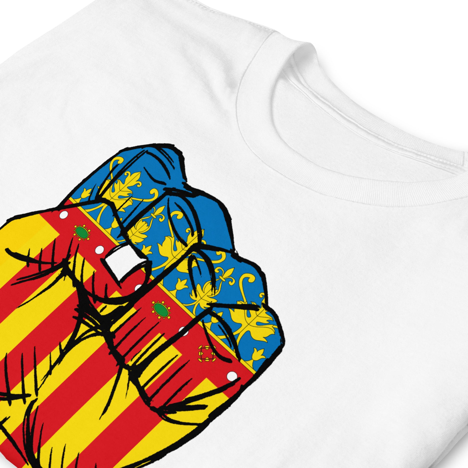 detalle de camiseta fuerza valencia en color blanco