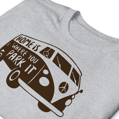detalle de camiseta furgoneta camper hippie gris
