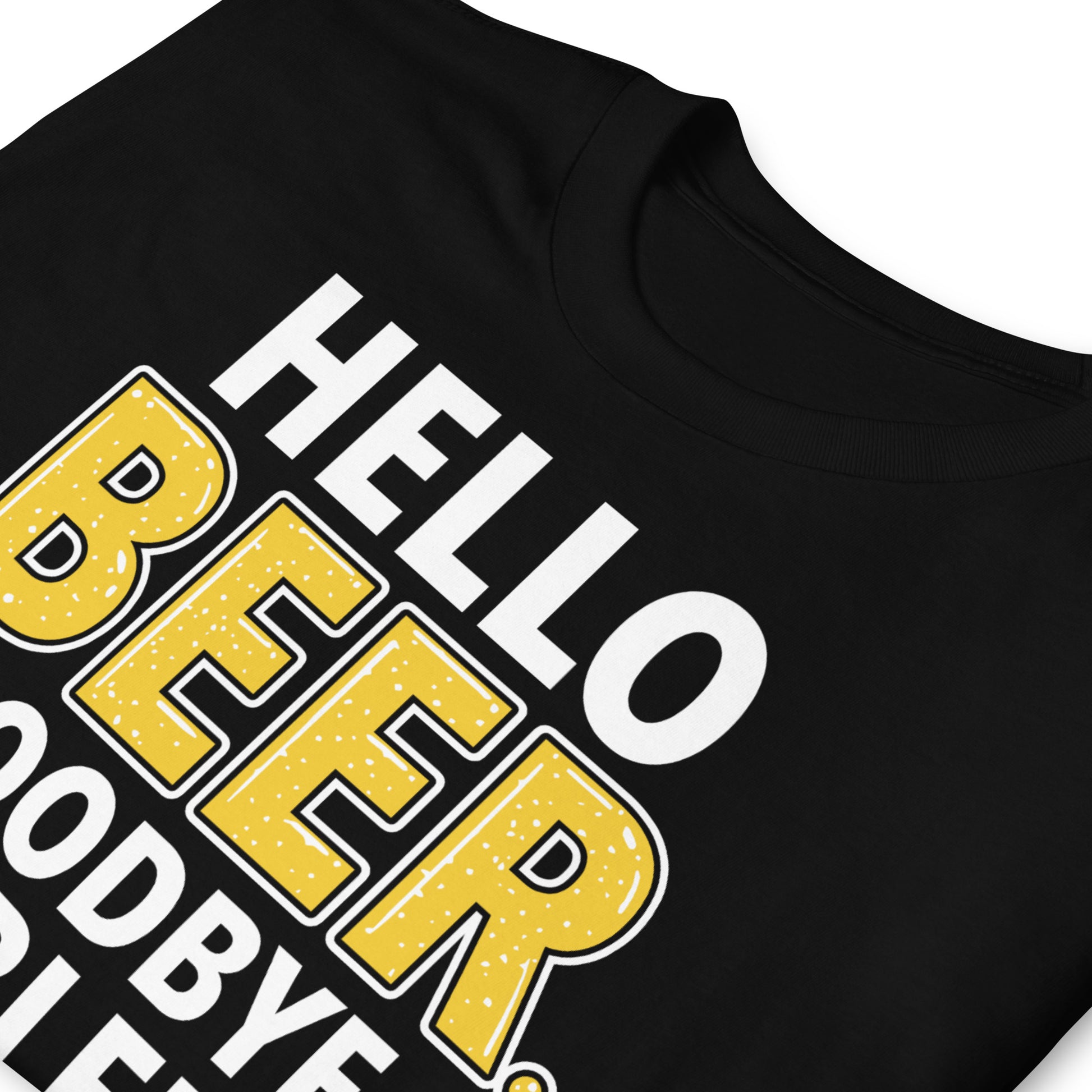 detalle de camiseta hello beer goodbye problems cerveza negra