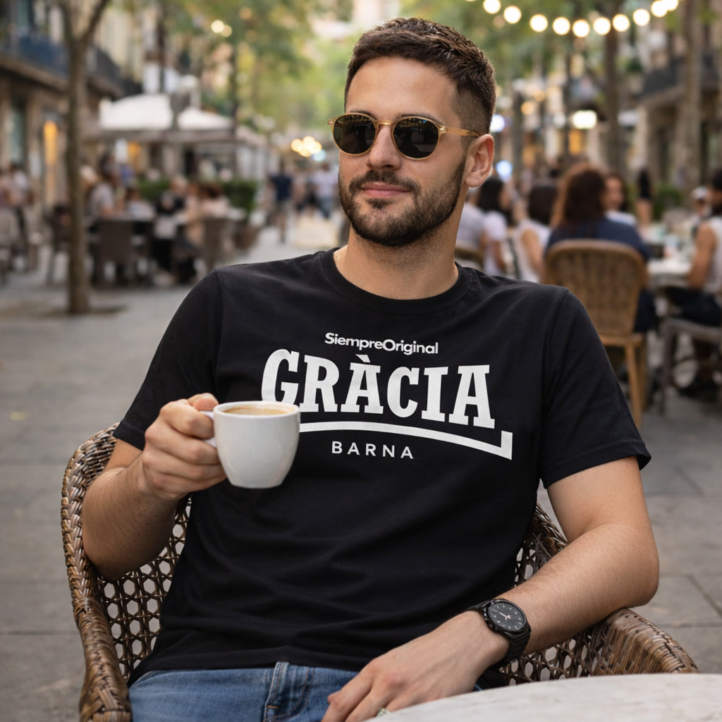 hombre con camiseta barrio gracia barcelona negra