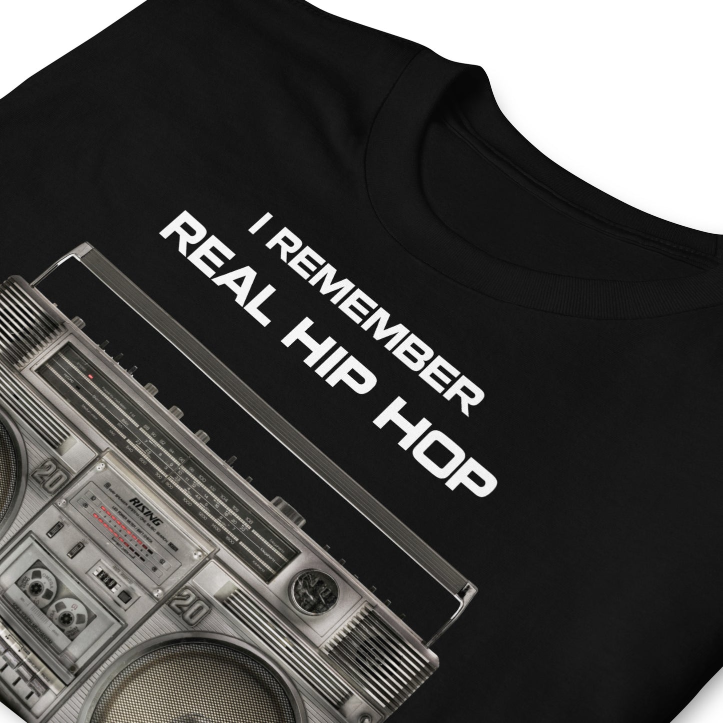 detalle de camiseta hip hop old school negra