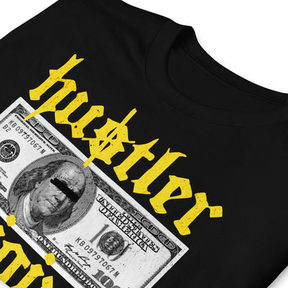 detalle de camiseta hustler money urbana negra