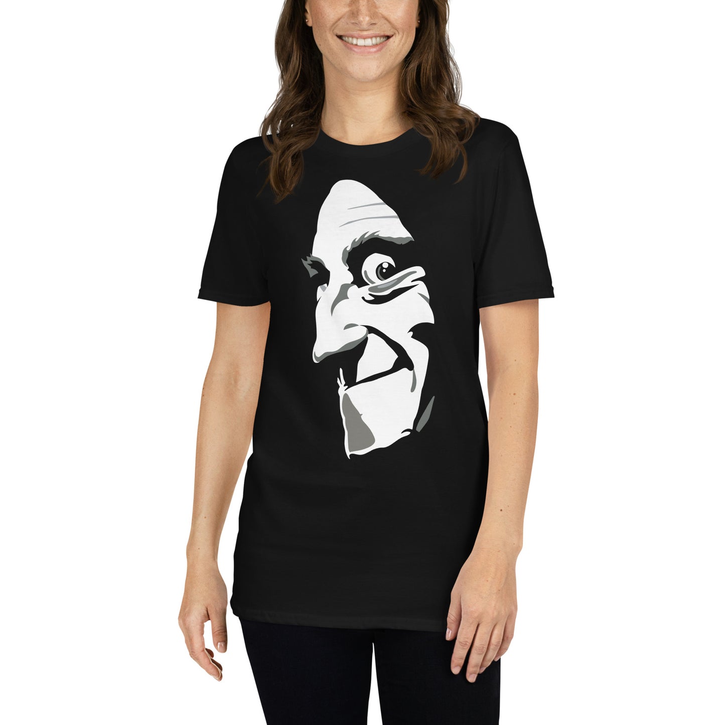 mujer con camiseta igor el jovencito frankenstein negra