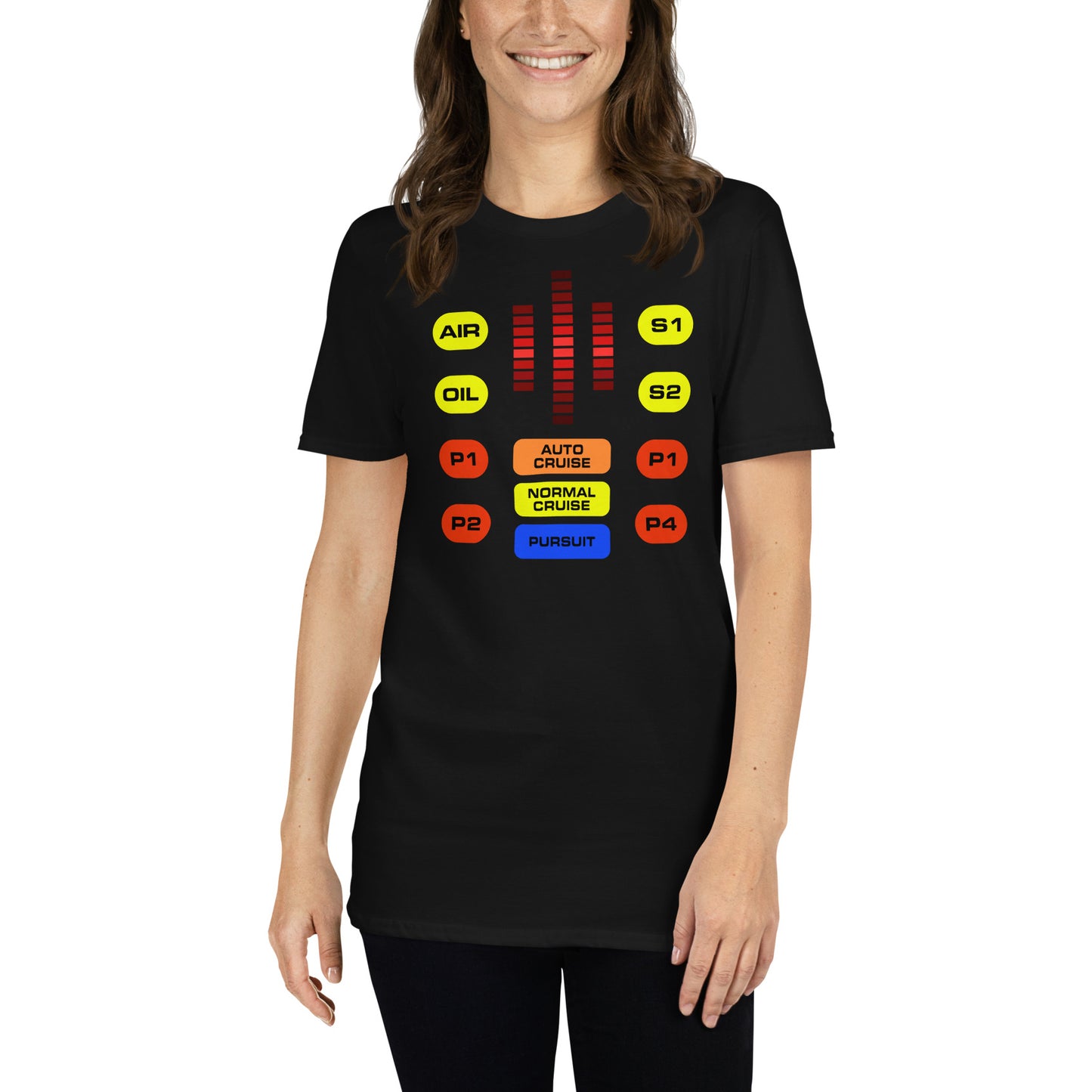 mujer con camiseta kitt voice box negra