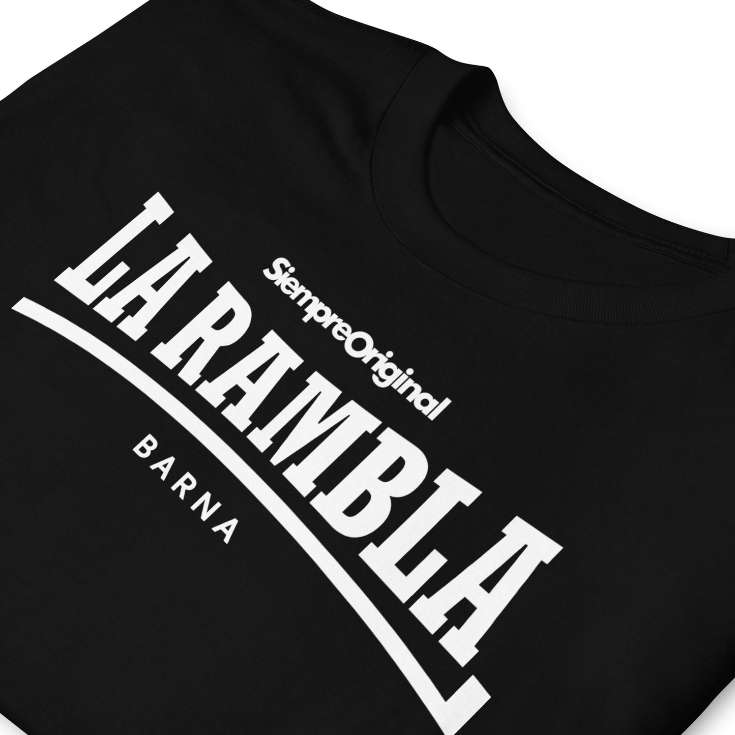 detalle de camiseta la rambla barcelona negra