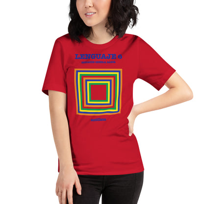mujer con camiseta libro lengua egb roja