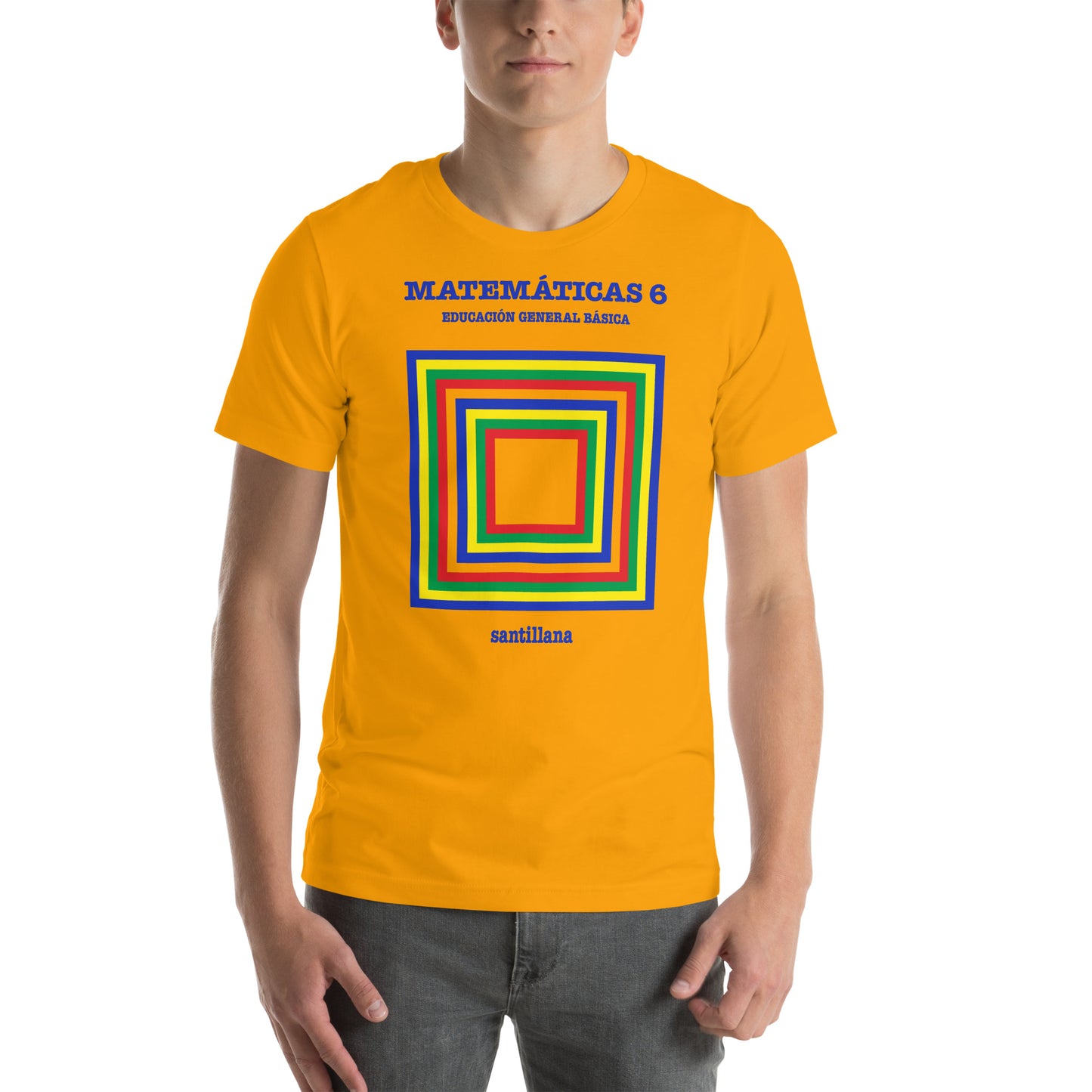 hombre con camiseta libro matematicas egb amarillo mostaza
