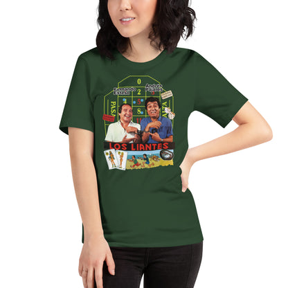 mujer con camiseta los liantes andres pajares fernando esteso en color verde botella