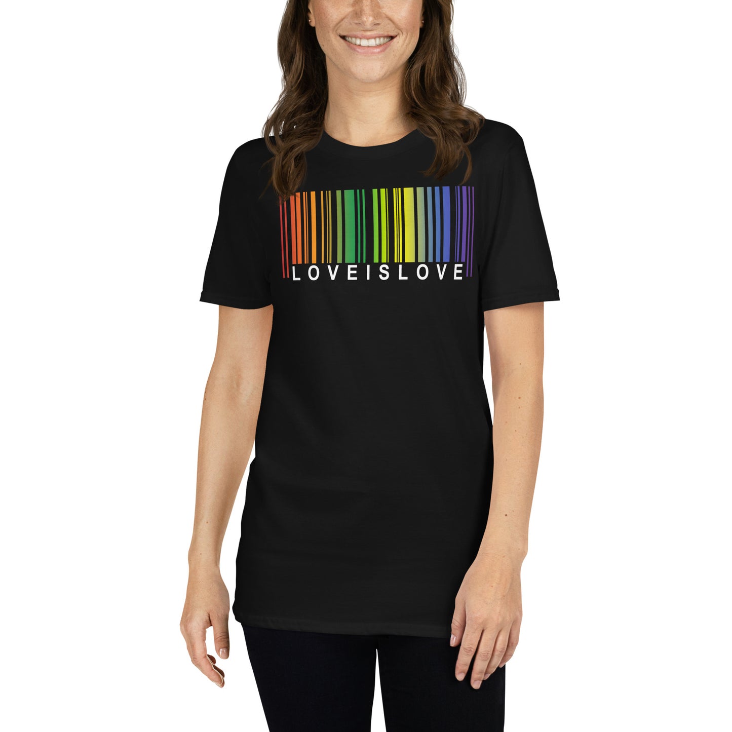 mujer con camiseta love is love codigo barras orgullo gay negra