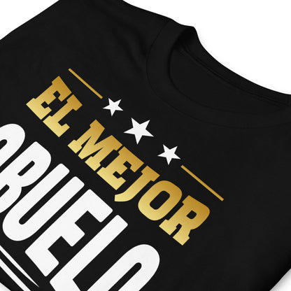 detalle de camiseta el mejor abuelo del mundo negra