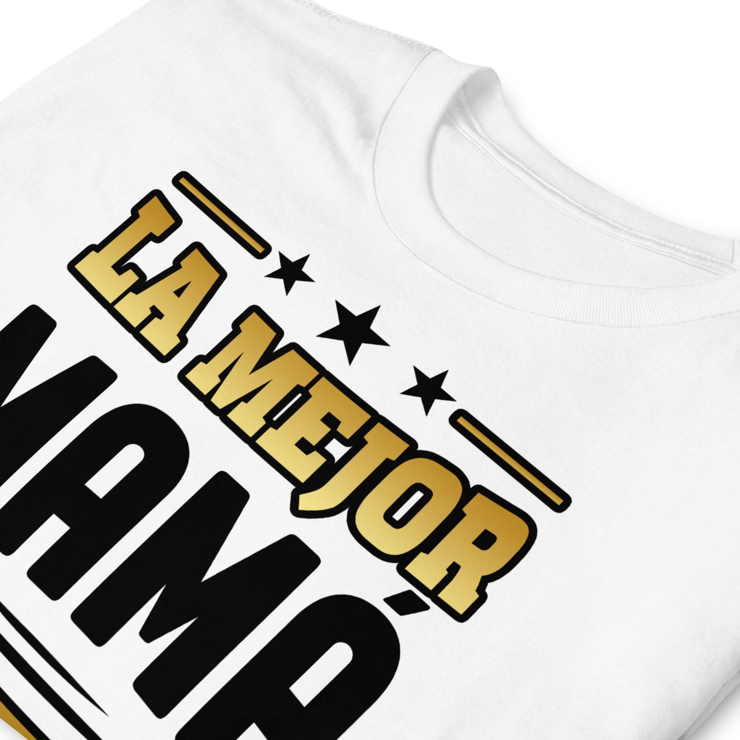 detalle de camiseta la mejor mama del mundo letras doradas blanca