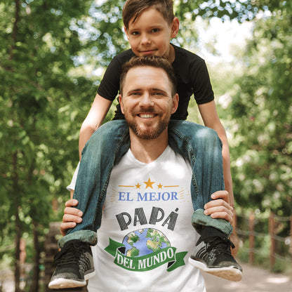 hombre con camiseta el mejor papa del mundo regalo dia del padre en color blanco