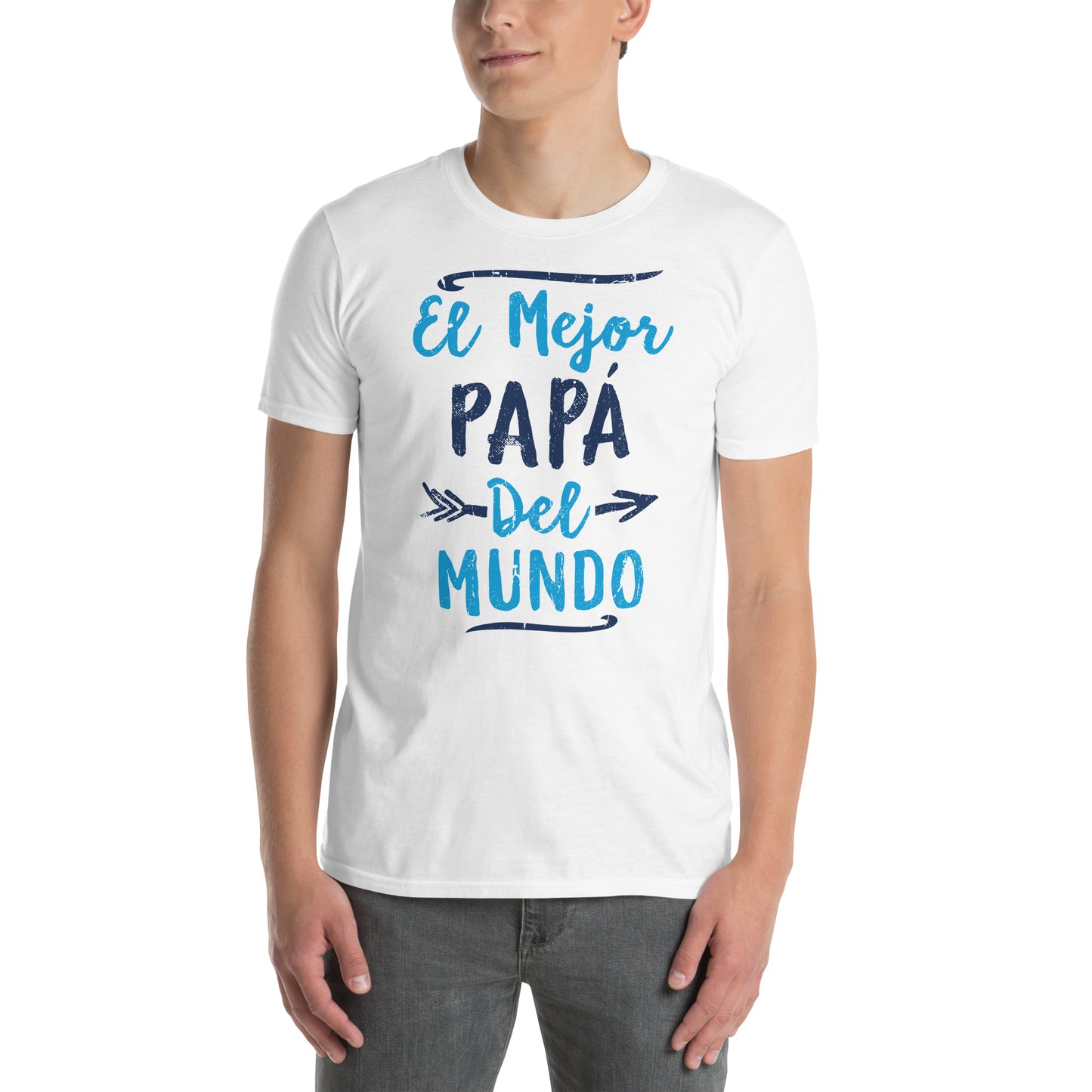 hombre con camiseta el mejor papa del mundo blanca