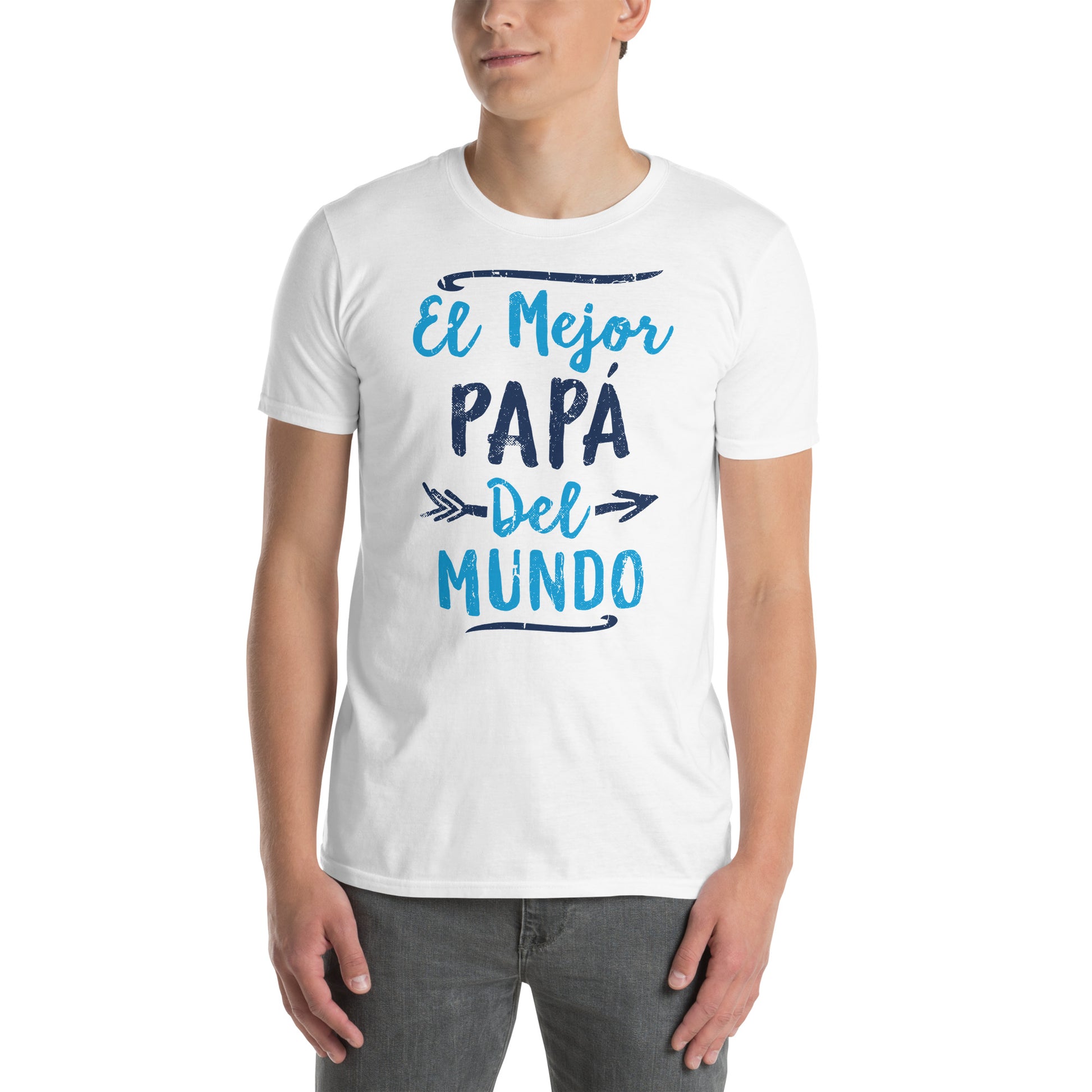 hombre con camiseta el mejor papa del mundo blanca