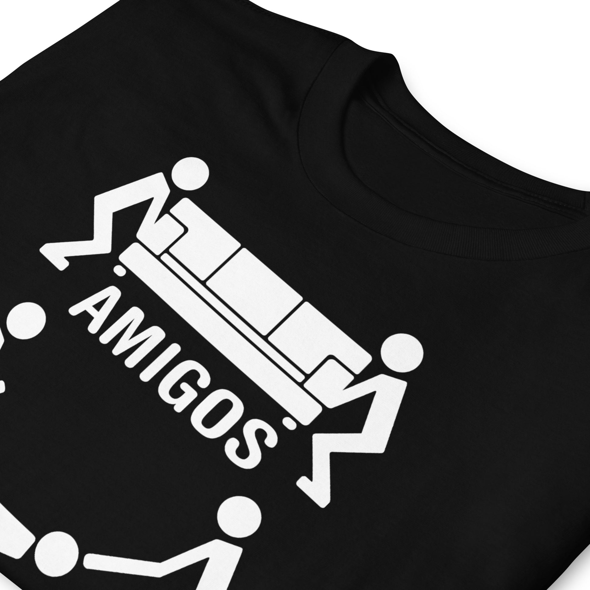 detalle de camiseta mejores amigos humor negra