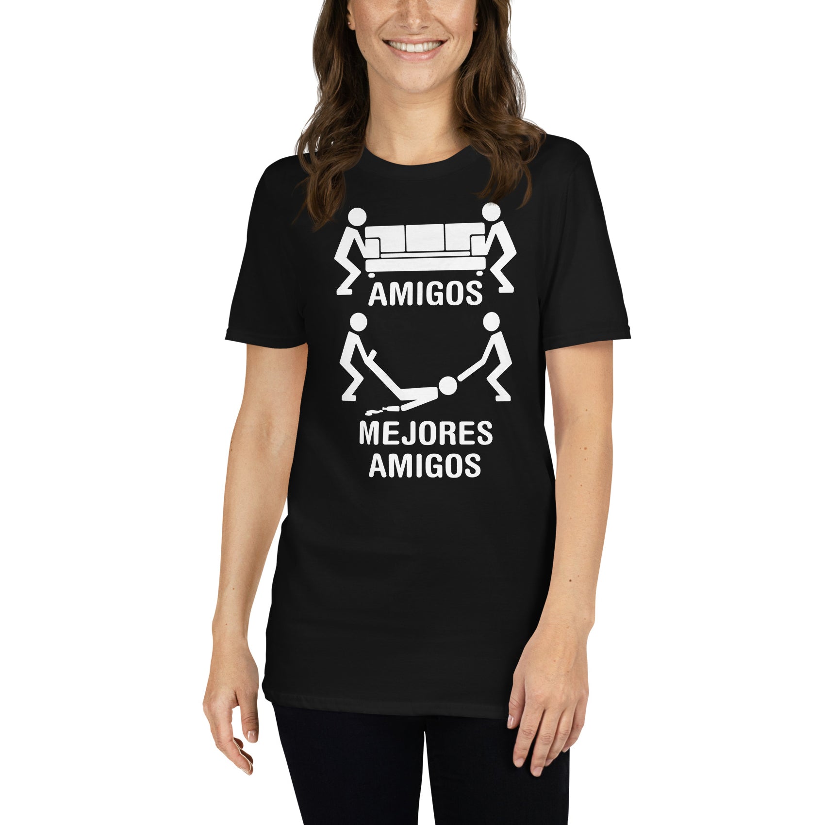 mujer con camiseta mejores amigos humor negra