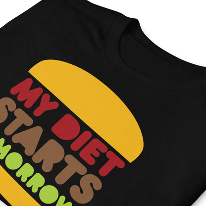 detalle de camiseta mi dieta empieza manana hamburguesa en color negro