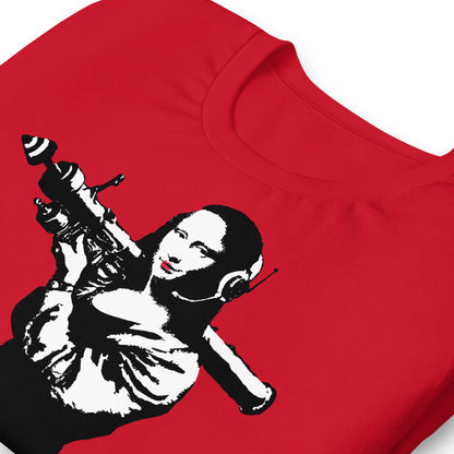 detalle de camiseta mona lisa bazooka banksy roja