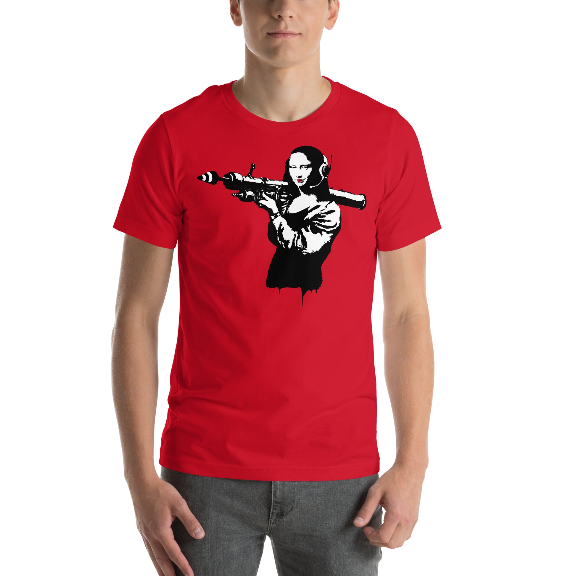 hombre con camiseta mona lisa bazooka banksy roja