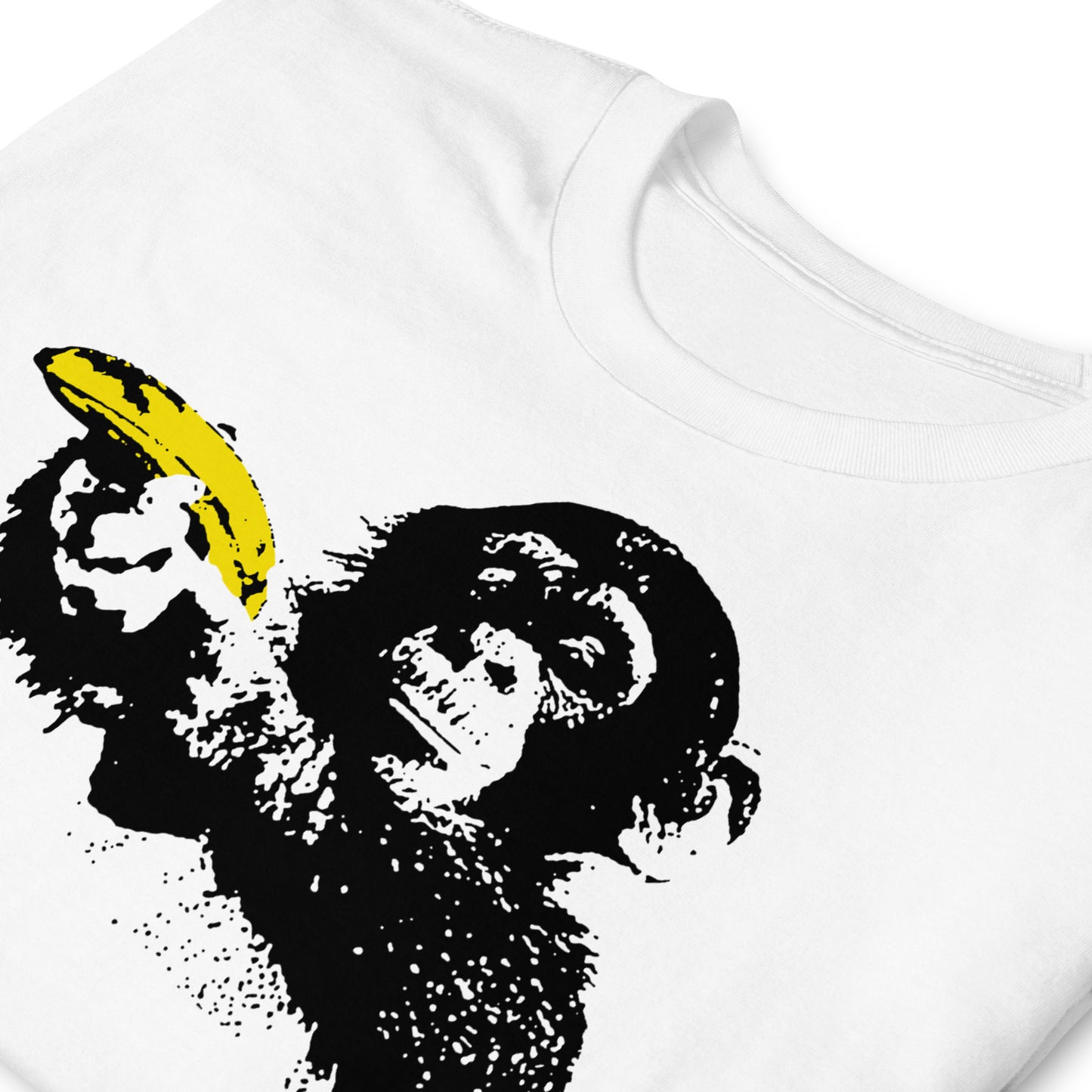 detalle de camiseta monkey with banana banksy blanca
