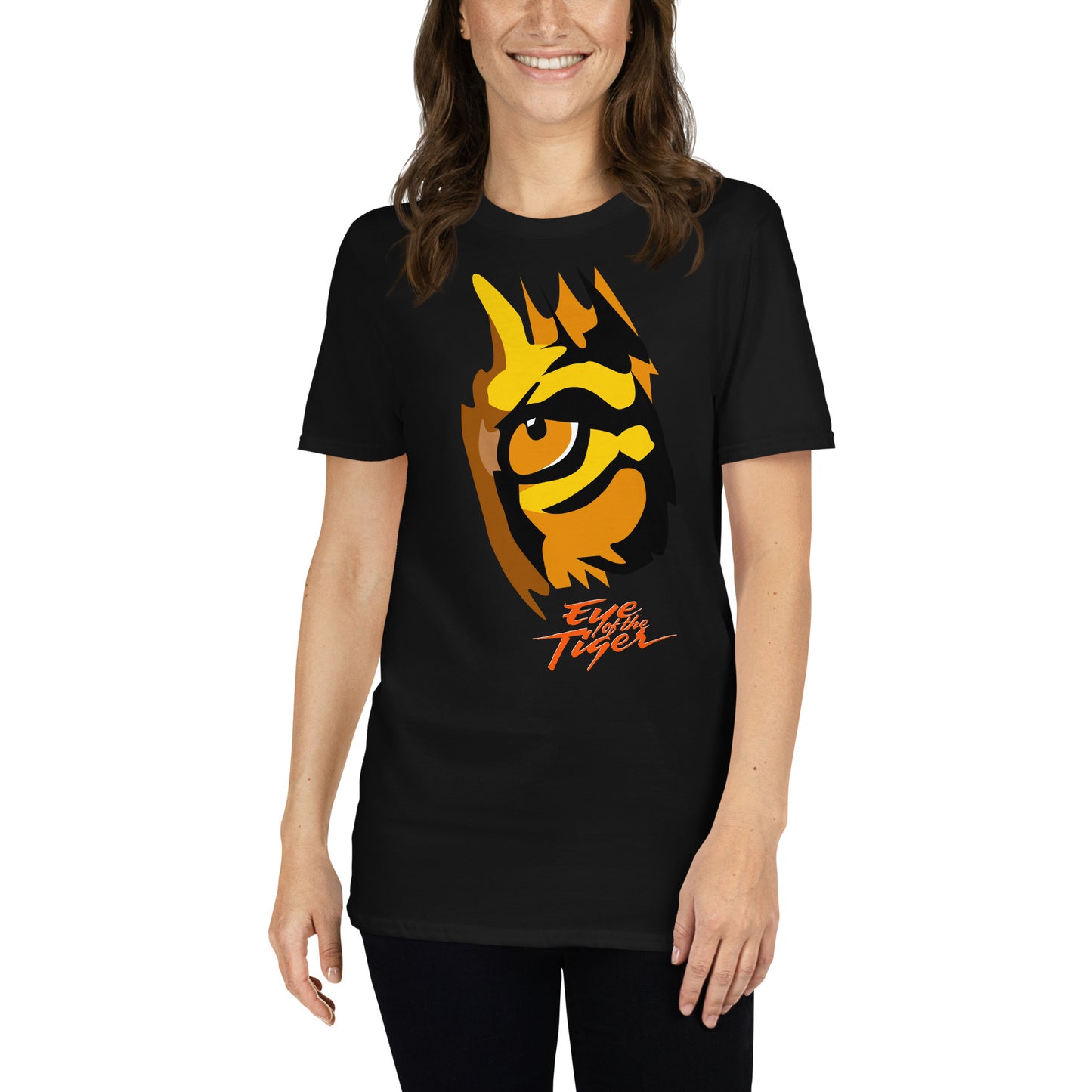 mujer con camiseta eye of the tiger rocky boxeo negra